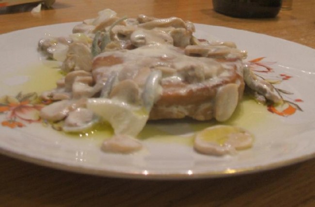 Scaloppine di seitan alla panna  e funghi